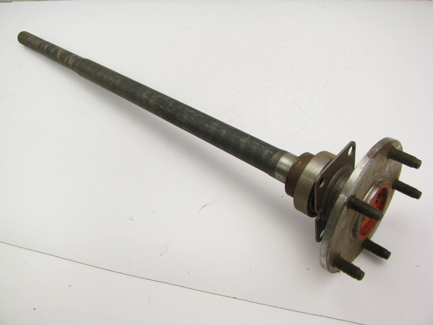 NEW - OEM Ford D6UZ-4234-B Rear Axle Shaft 1976-1978 E-100 E-150 WFT WEV 5 Lug