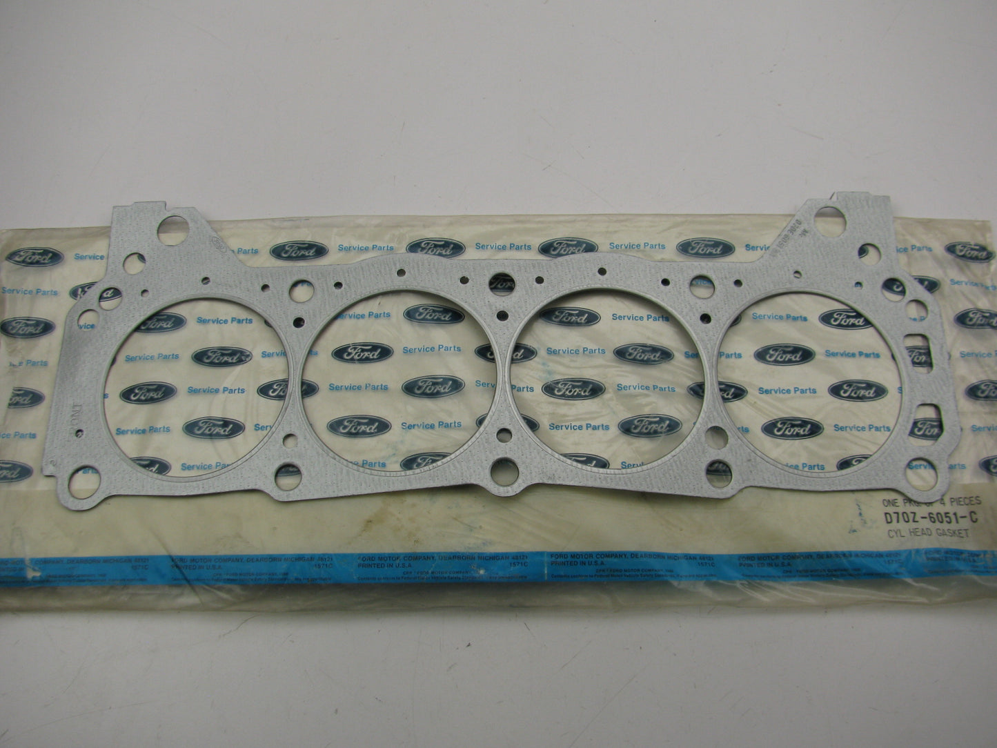 NEW - OEM Ford D70Z-6051-C Engine Cylinder Head Gasket 1973-1976 5.0L 302 V8