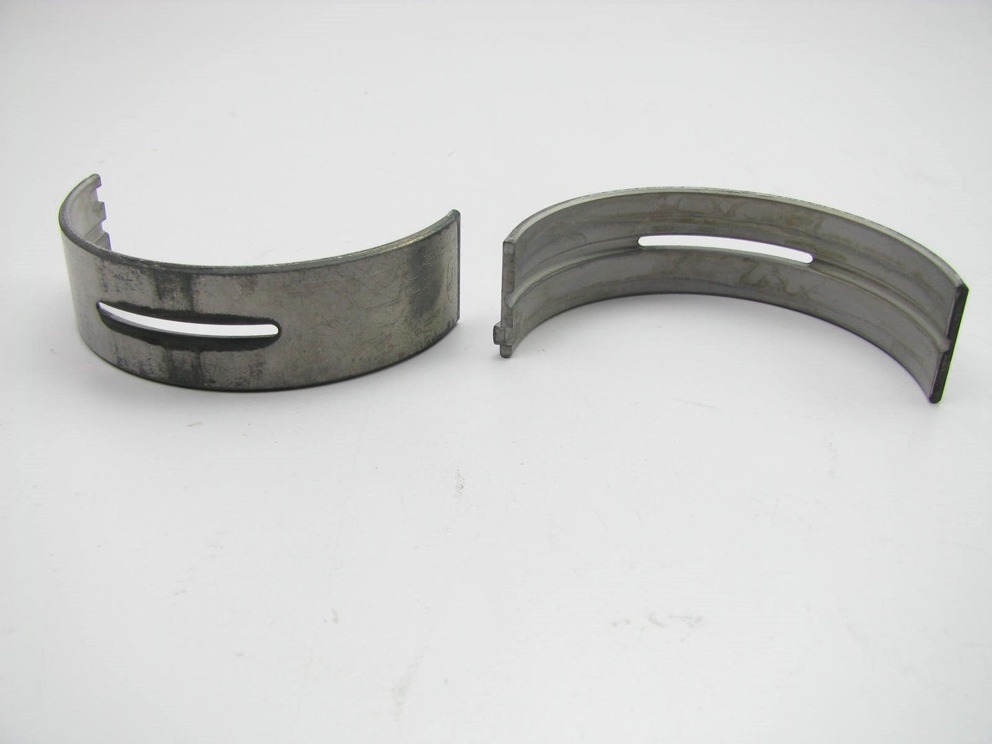 NEW - OEM Ford D7AZ-6333-N Crankshaft Bearing Set 1973 - 1978 Ford 429 460 8 Cyl