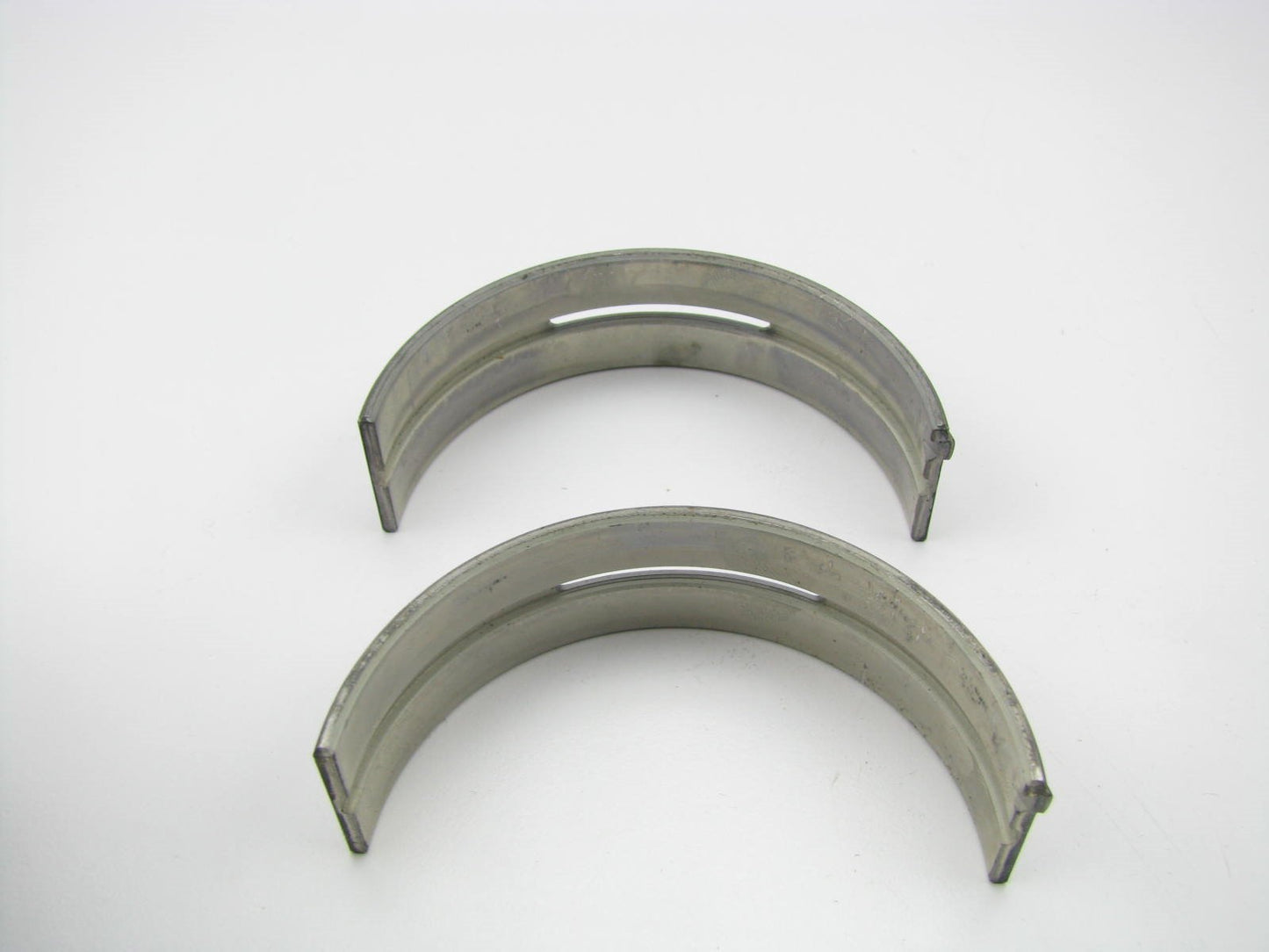 NOS 1973-79 Ford 351W 351M  0.001'' Undersize Crankshaft Bearing PAIR D7AZ-6333-P