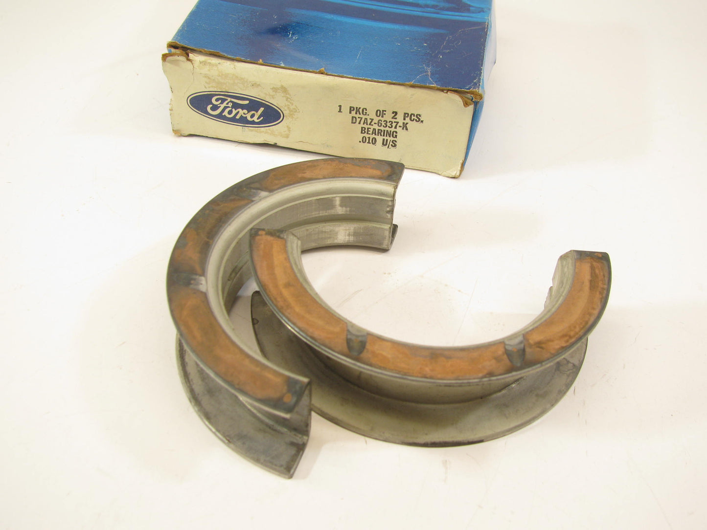 NEW - OEM Ford D7AZ-6337-K Center Upper Main Bearing .010'' 1968-1978 429 460-V8