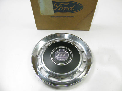 NOS - OEM Ford D7DZ-1130-D 15'' Wheel Hub Cap For 1977 Granada