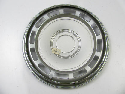 NOS - OEM Ford D7DZ-1130-D 15'' Wheel Hub Cap For 1977 Granada