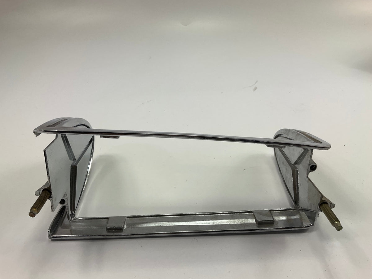 NEW OEM Ford D7LY-13210-B Front Right Parking Lamp Bezel 1977-79 Lincoln Mark V