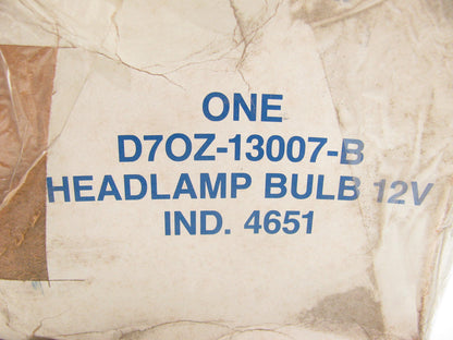 NOS - OEM Ford D7OZ-13007-B Sealed Beam Headlight Headlamp Bulb