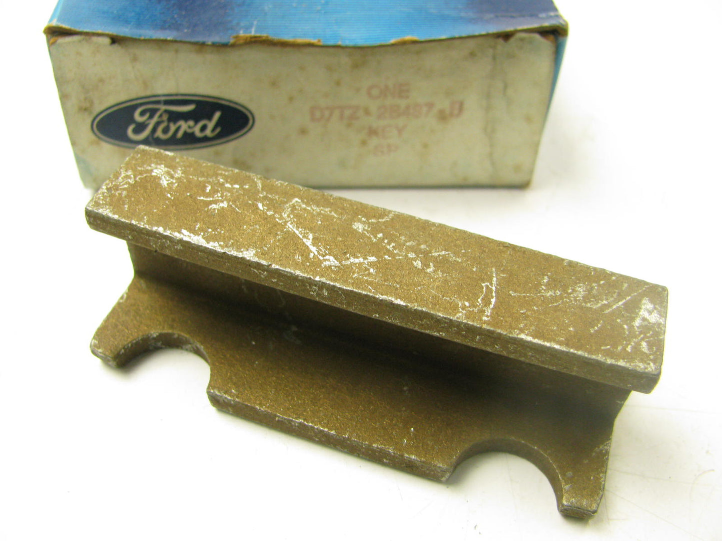 NEW - OEM Ford D7TZ-2B487-B Brake Caliper Support Key For 1977-1979 F-Series