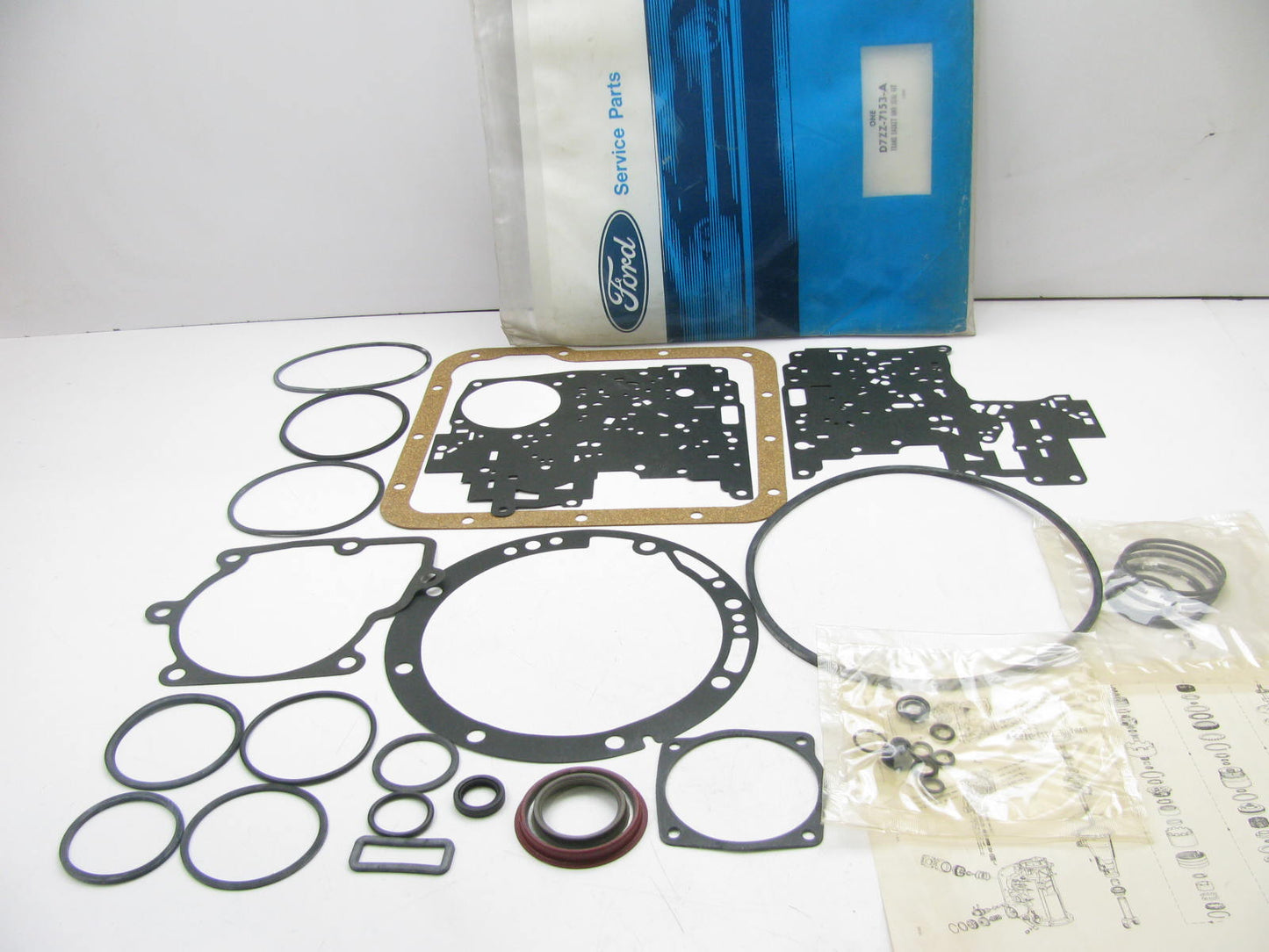 Ford OEM D7ZZ-7153-A Automatic Transmission Gasket & Seal Kit 1974-1978 C3