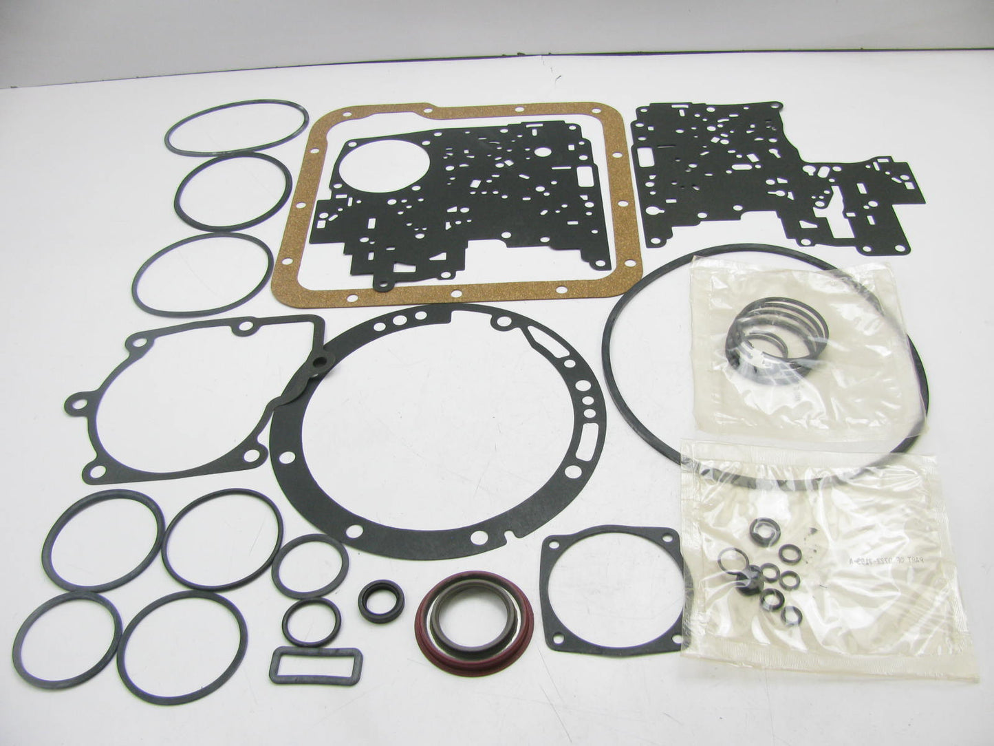 Ford OEM D7ZZ-7153-A Automatic Transmission Gasket & Seal Kit 1974-1978 C3