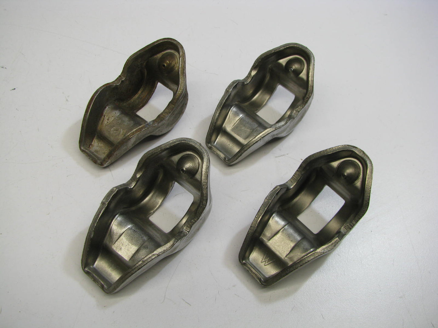 (4) NEW - OEM Ford D8AZ-6564-B Engine Rocker Arm 1973-1979 400 351C 351M V8