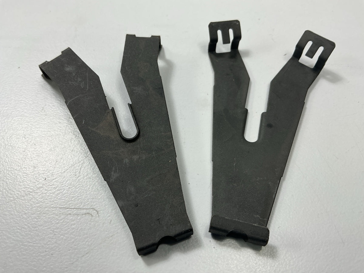 (4) NEW - OEM Ford D8AZ-9G477-A Transducer Backpressure Tube Retention Clip