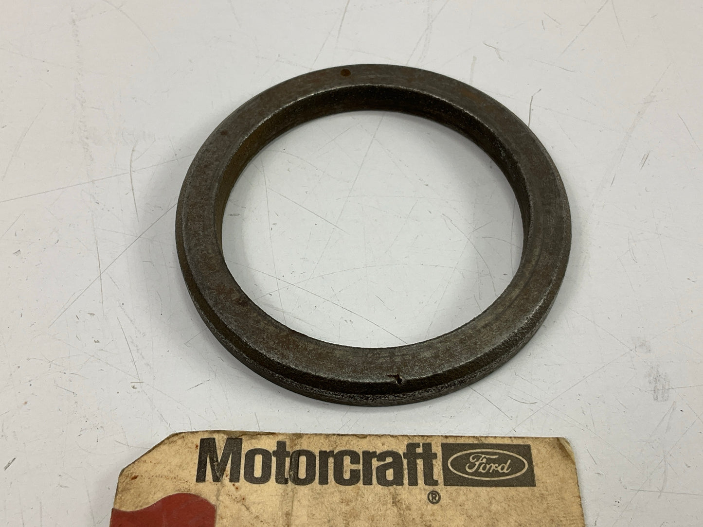 NEW OEM Ford D8BZ-4067-AW Rear Differential Shim, .269'' Thick For 6-3/4'' 7-1/2''