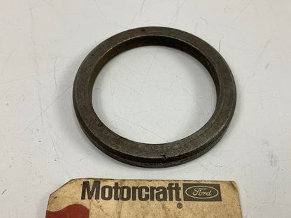 NEW OEM Ford D8BZ-4067-AW Rear Differential Shim, .269'' Thick For 6-3/4'' 7-1/2''
