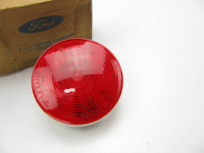 NEW - OEM Ford D8HZ-13404-B Stop / Turn Signal Light Lamp MODEL 40