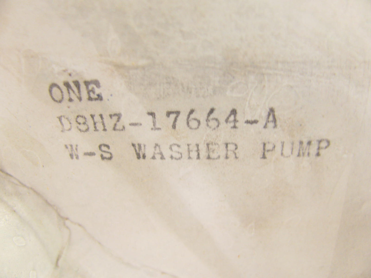 NEW - OEM Ford D8HZ-17664-A Windshield Washer Pump 1978-1990 Ford CL-CLT900