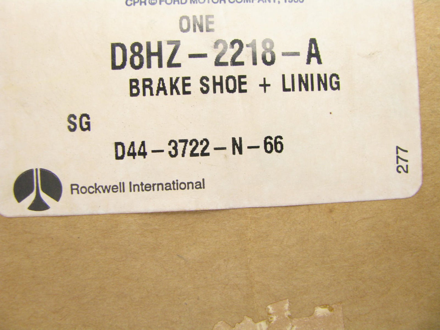 (1) NEW GENUINE OEM Ford D8HZ-2218-A Brake Shoe - 16-1/2 X 7 Brake Size