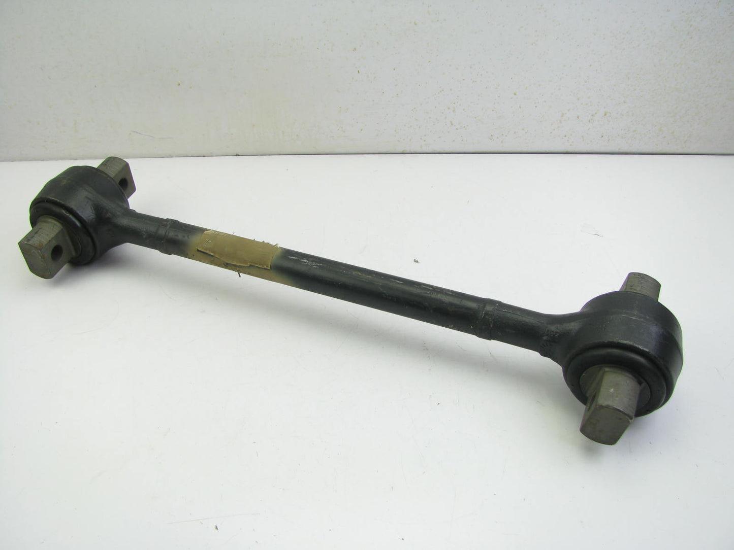 NEW - OEM Ford D8HZ-4612-G Forward Rear Torque Rod Arm 1978-1979 CLT900 SQHP
