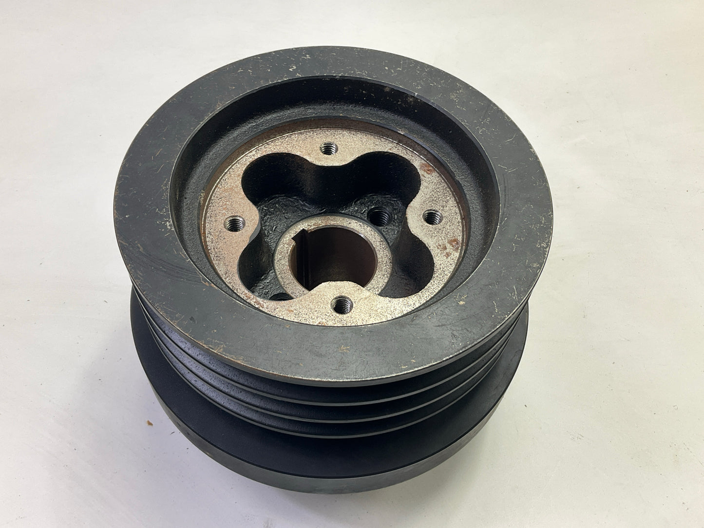 SURFACE RUST - Ford D8HZ-6312-A Crankshaft Pulley 1978-82 475 477 534 W/O PTO