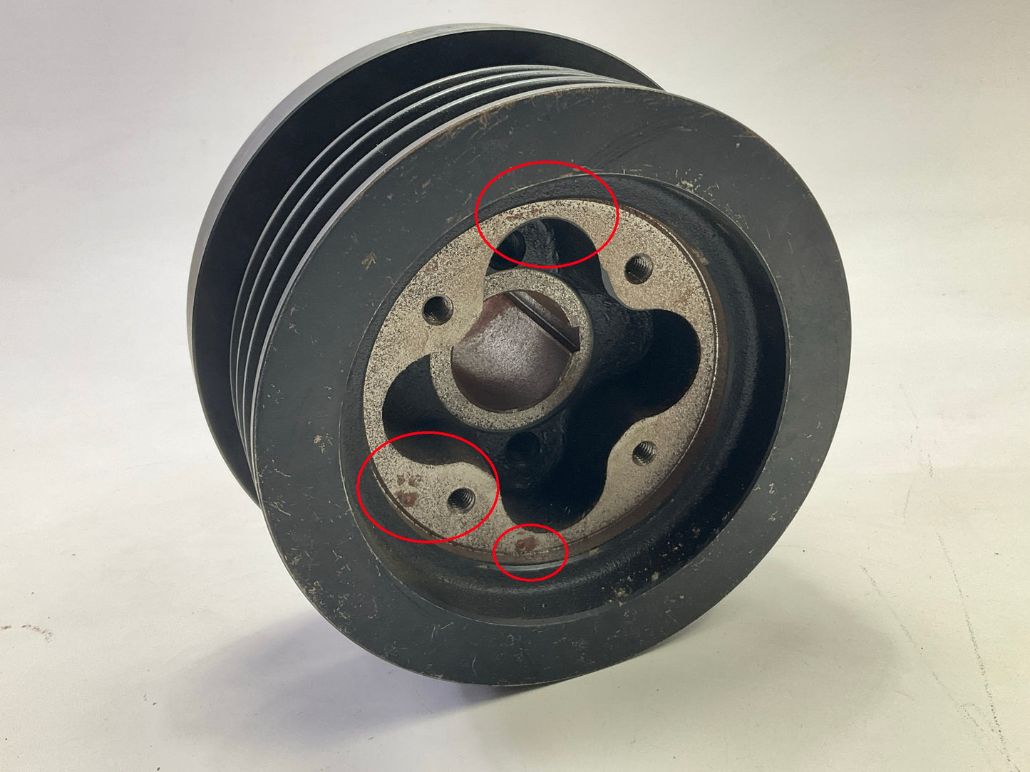 SURFACE RUST - Ford D8HZ-6312-A Crankshaft Pulley 1978-82 475 477 534 W/O PTO