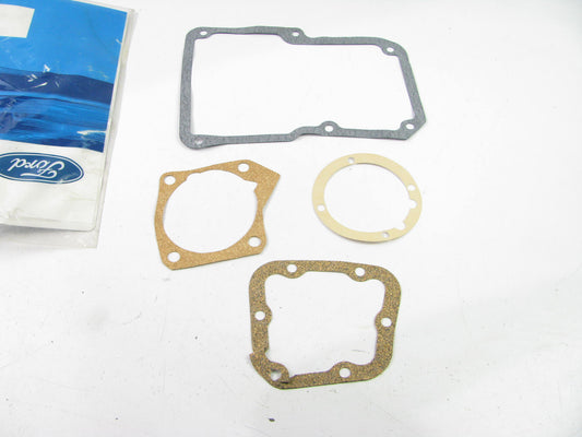 NEW - OEM Ford D8HZ-7153-A Manual Transmission Gasket Set - Warner T-19 4 Speed
