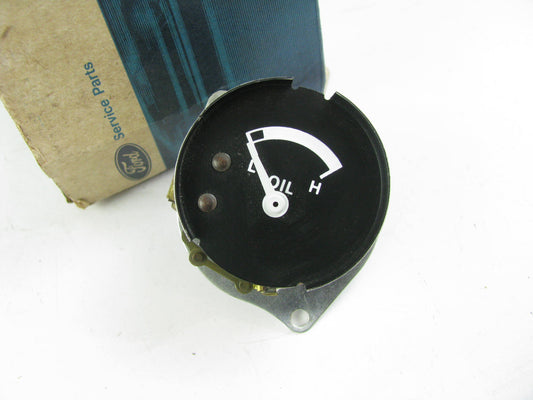 NOS - OEM Ford D8HZ-9273-B Oil Pressure Gauge 1973-90 L-Series W/ City Delivery