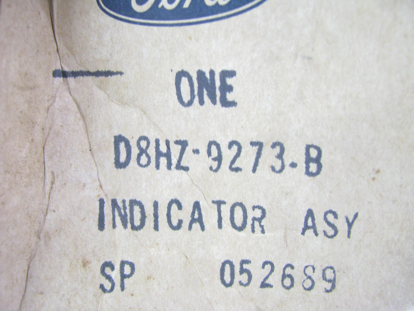 NOS - OEM Ford D8HZ-9273-B Oil Pressure Gauge 1973-90 L-Series W/ City Delivery