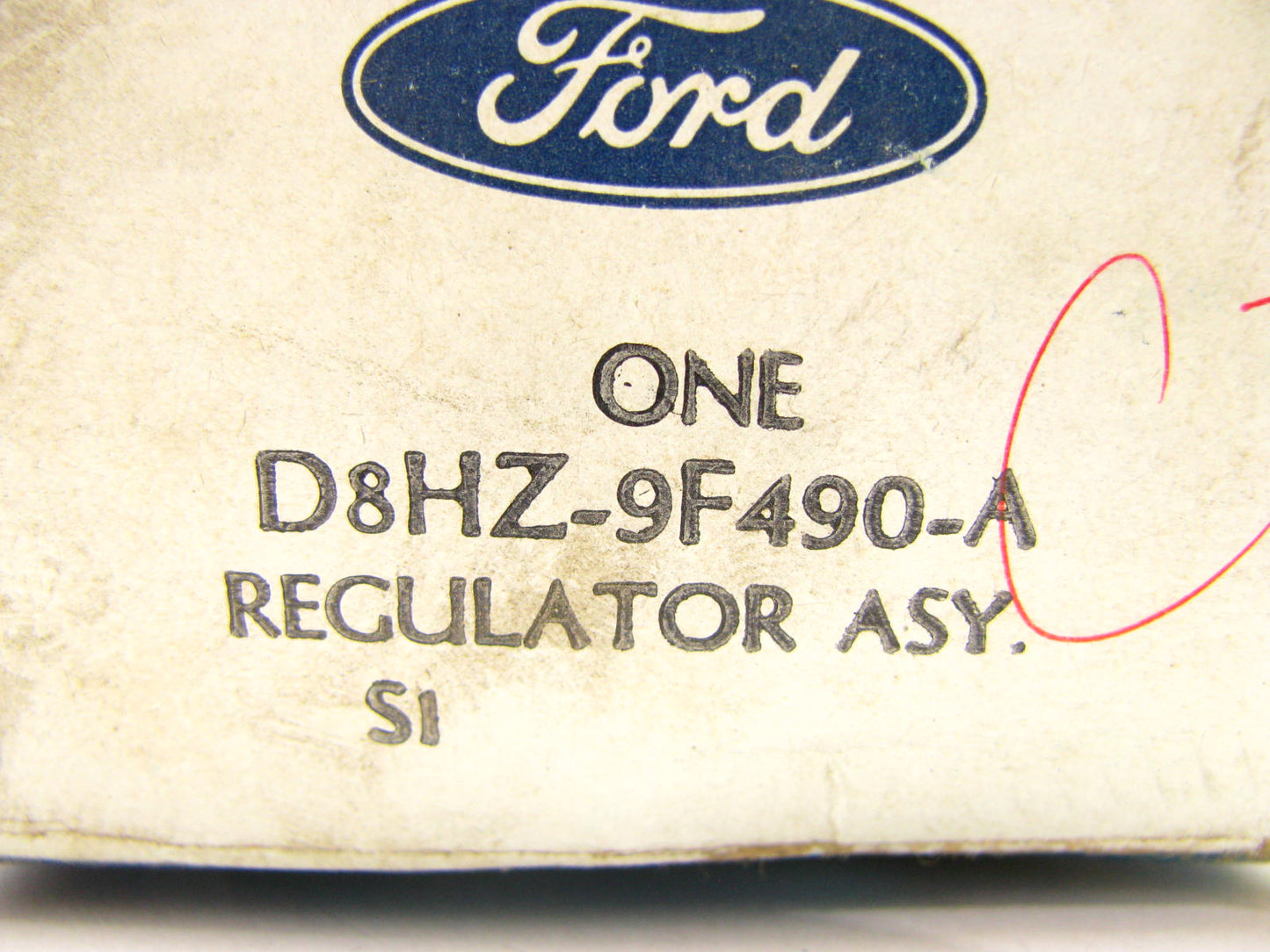 NOS 78-79 Ford F600 F700 F800 V8 Spark Delay Valve Vacuum Regulator D8TE-9F490AA