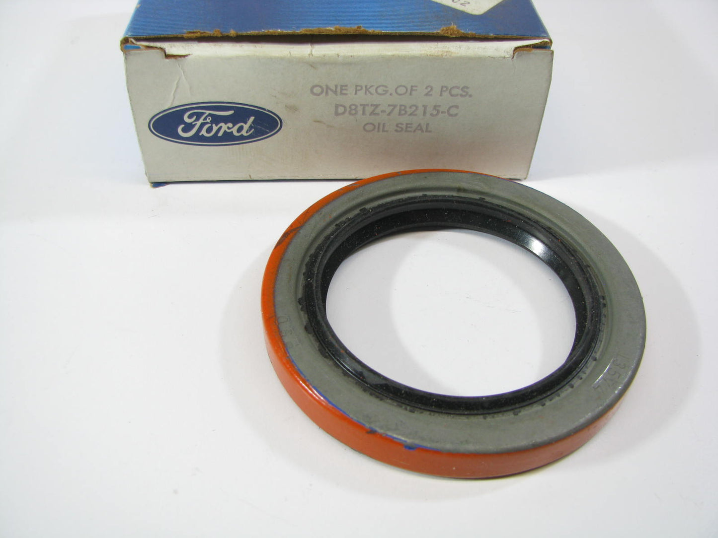 NEW - OEM Ford D8TZ-7B215-C Transfer Case Front Output Shaft Seal - New Process