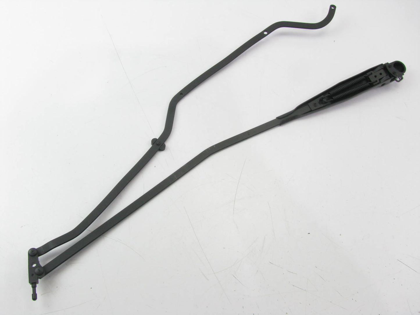 NEW OEM Ford D9AZ-17527-A Left Wiper Arm OEM - 1979-1987 Ford LTD Crown Victoria