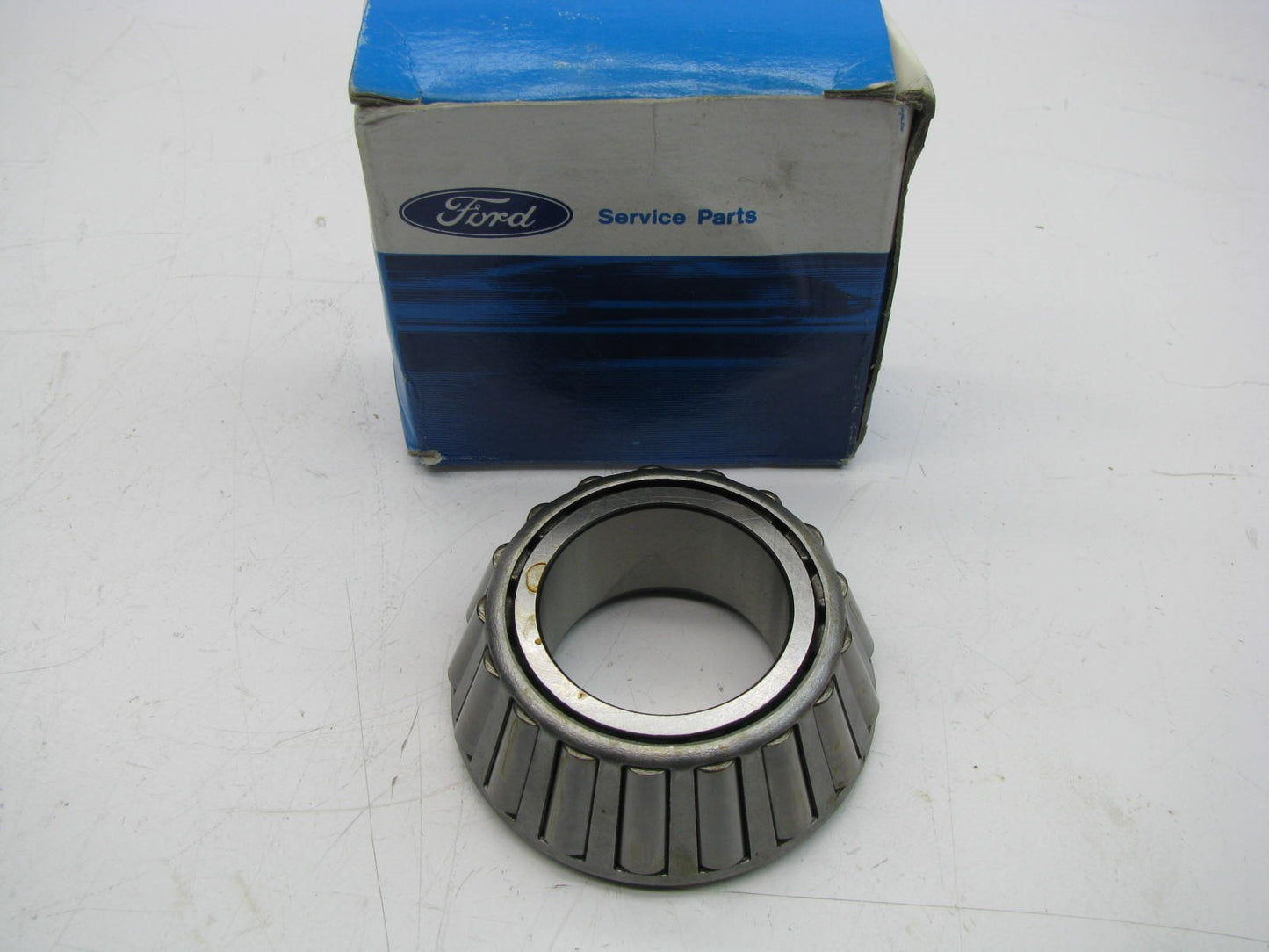 NEW - OEM Ford D9BZ-4630-A Differential Pinion Bearing - Rear / Front Inner