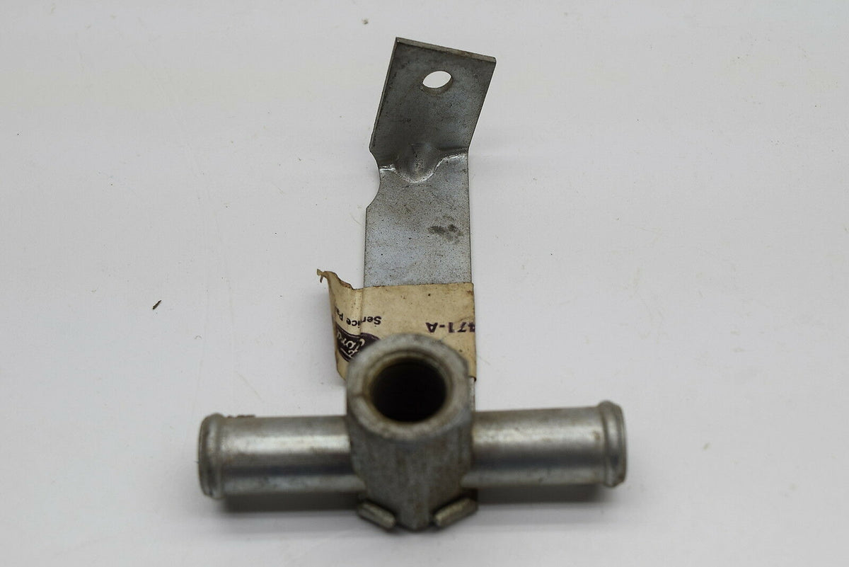 NEW - OEM Ford D9DZ-9G471-A EGR Valve Mount Bracket 79-82 Mustang 200-L6 CANADA
