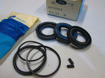 NEW - OEM Ford D9FZ-3E501-A Power Steering Gear Sector Seal Kit 1979-82 Mustang