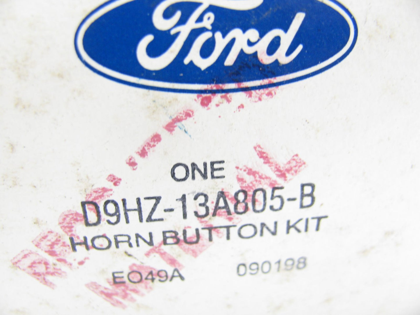 NEW - OEM Ford D9HZ-13A805-B Horn Button 1986 Heavy Trucks