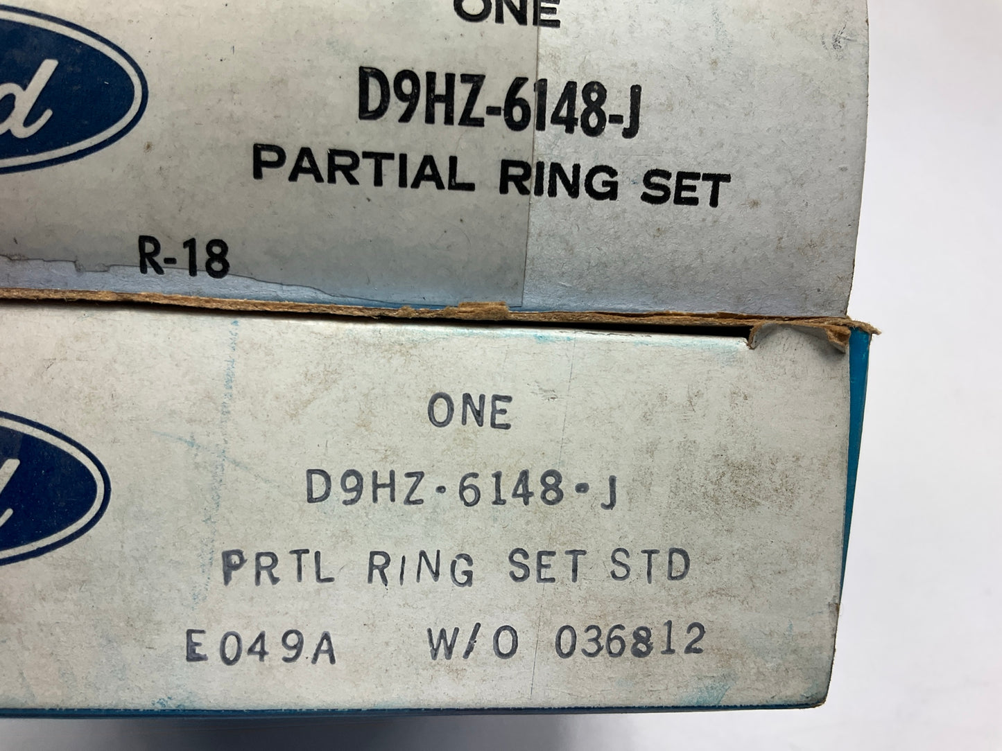 NEW - OEM Ford D9HZ-6148-J Piston Ring Set  STANDARD 1980-1989 Ford Truck 370 V8
