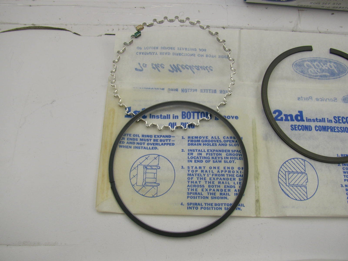 Ford D9HZ-6148-T Partial Piston Ring Set - Std 1980-1988 Ford Truck 370 6.1L 4V