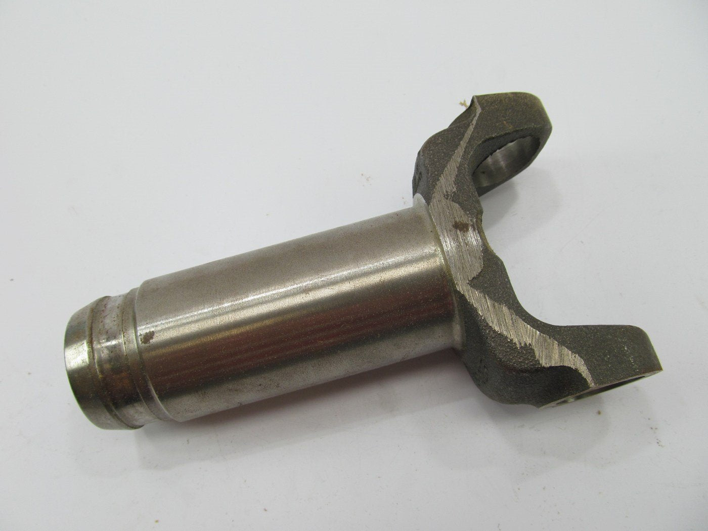 NEW - OEM Ford D9TZ-4841-A Driveshaft Slip Yoke For 1980-86 Bronco F-150 4WD M/T