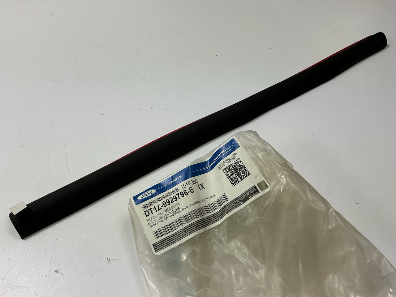 NEW - OEM Ford DT1Z-9929796-E Sliding Window Moulding 2014-2023 Transit Connect