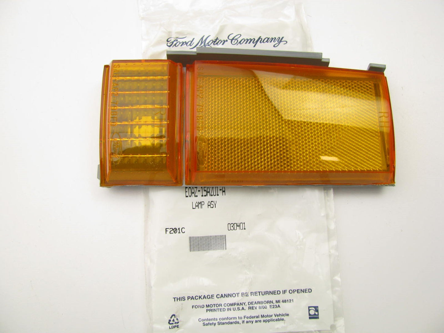 NEW GENUINE OEM Ford E0AZ-15A201-A Right Passengers Side Marker Light Lamp