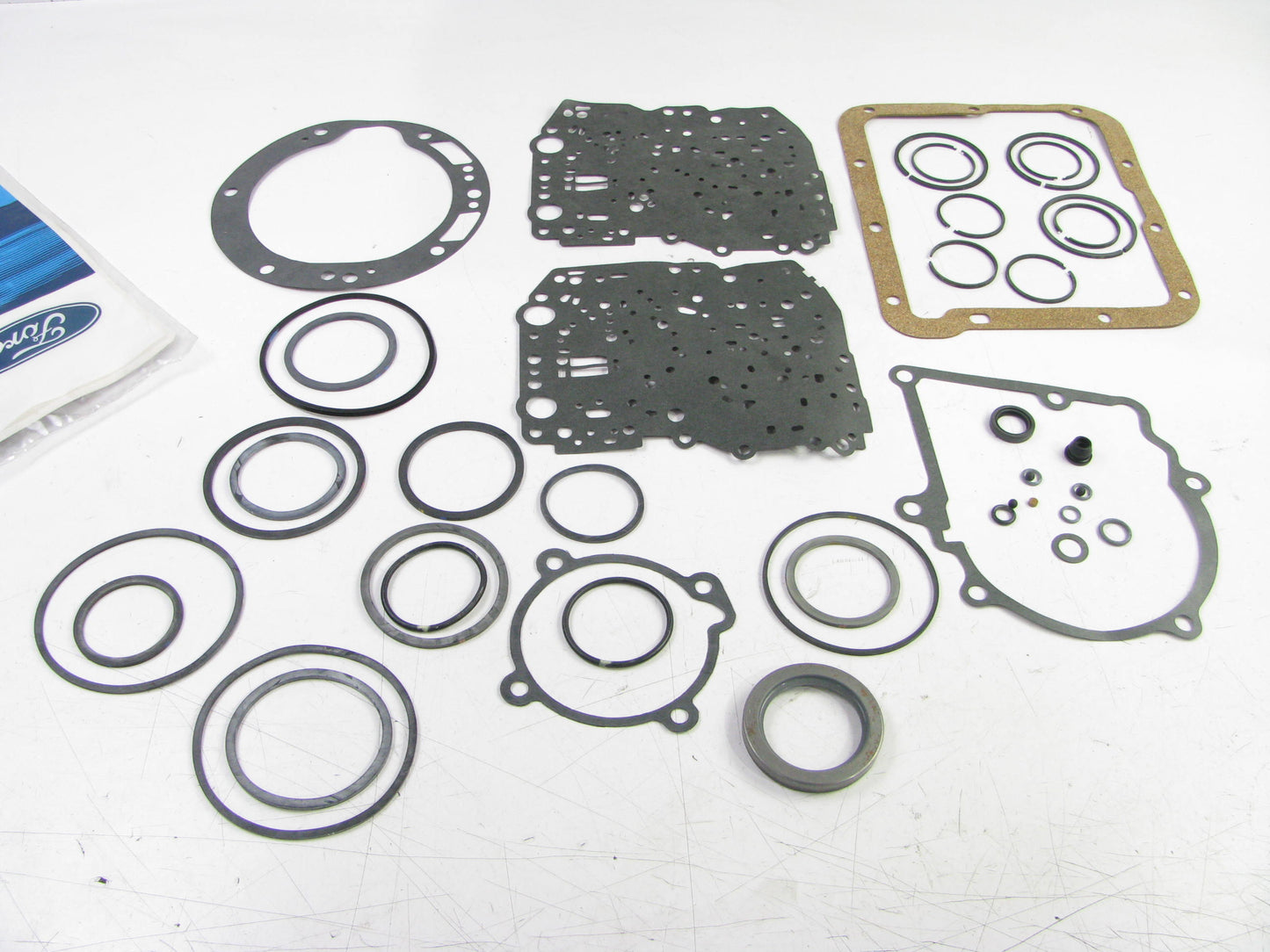 Ford OEM E0AZ-7153-B Automatic Transmission Seal & Gasket Kit 1980-1981 AOD