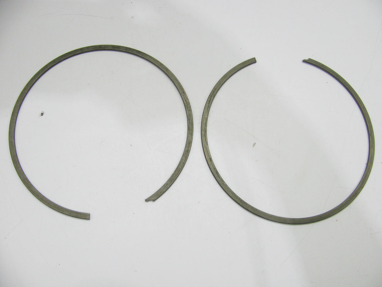 (2) Ford OEM E0AZ-7D483-C Clutch Pressure Plate Retainer Snap Ring 1980-1989 AOD