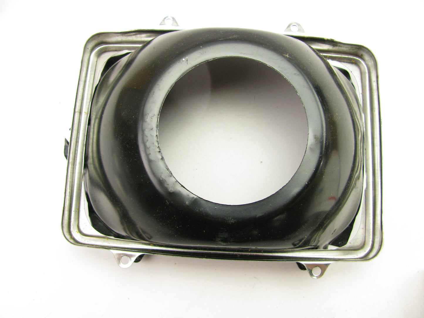 NOS OEM Ford E0HZ-13008-B Left Drivers Headlamp Bezel Head Light Bucket B600 700