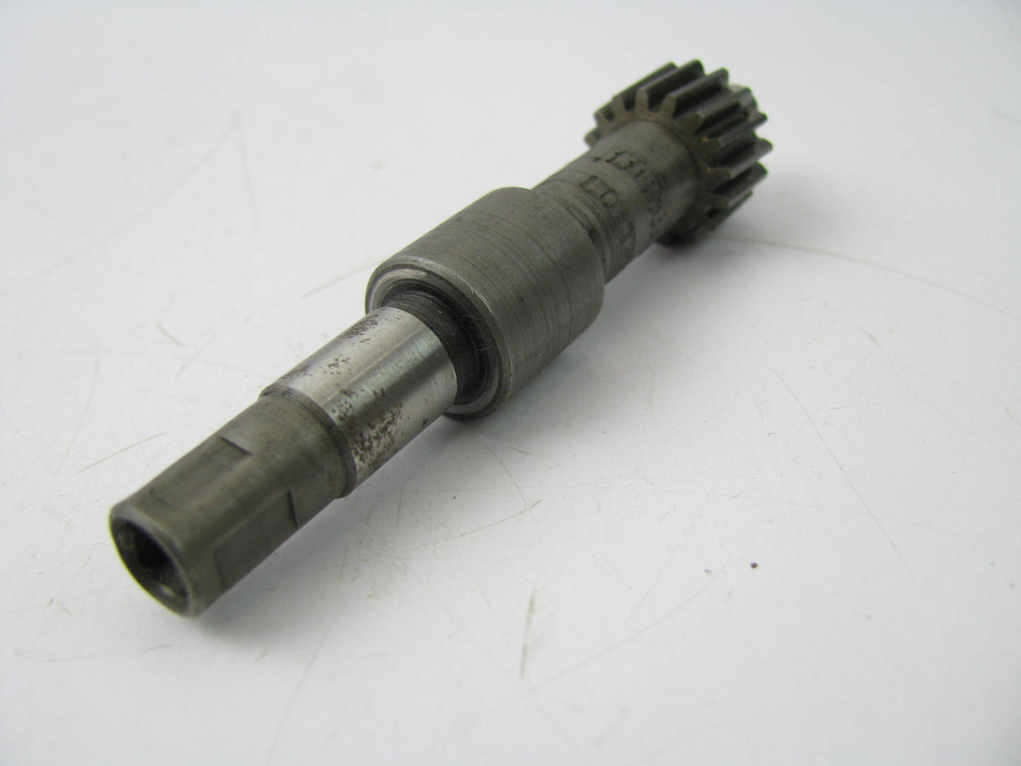 NEW - OEM Ford E0HZ-17322-BA Speedometer Driven Gear Type 7 16 Tooth