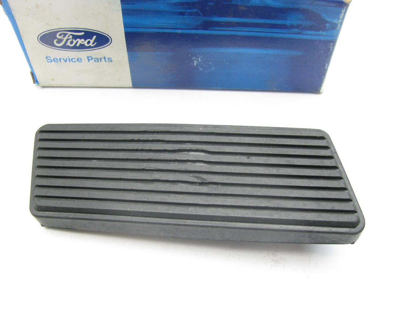 NEW - OEM Ford E0HZ-9735-A Accelerator Pedal Assembly 1980-89 B600/800 F600/800