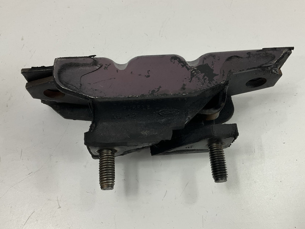 NEW - OEM Ford E0LZ-6068-A Automatic Transmission Mount
