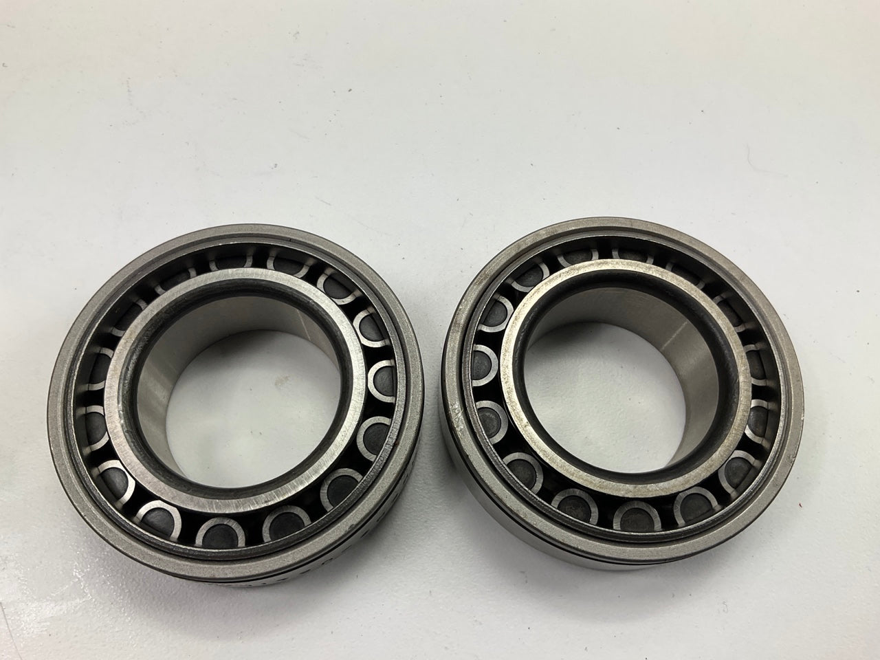(2) NEW - OEM Ford E0TZ-1244-B Rear Wheel Bearings 80-82 F100/350 87-90 Aerostar