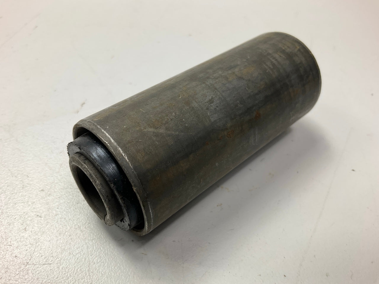 NEW - OEM Ford E0TZ-5781-B Rear Leaf Spring Shackle Bushing
