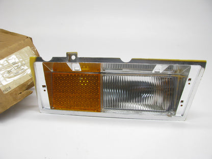 NEW - OEM Ford E0VY-15A201-B Left Drivers Side Cornering Marker Light