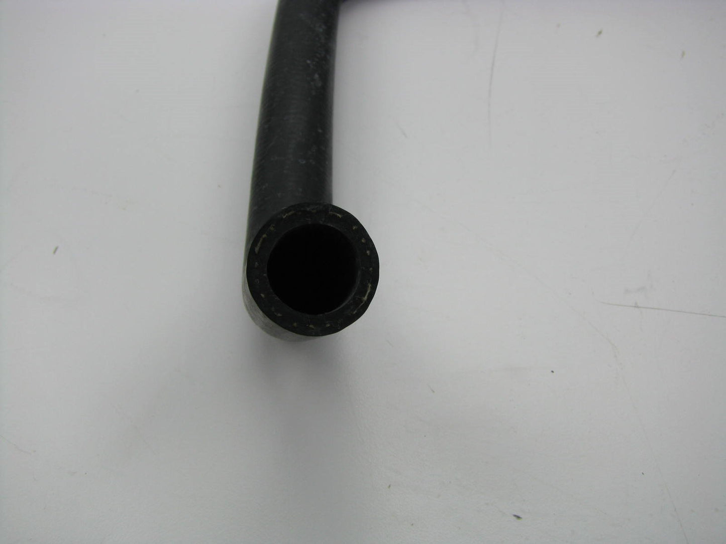 NEW GENUINE OEM Ford E0VZ-18472-A HVAC Molded AUX. Heater Hose 90 Degree
