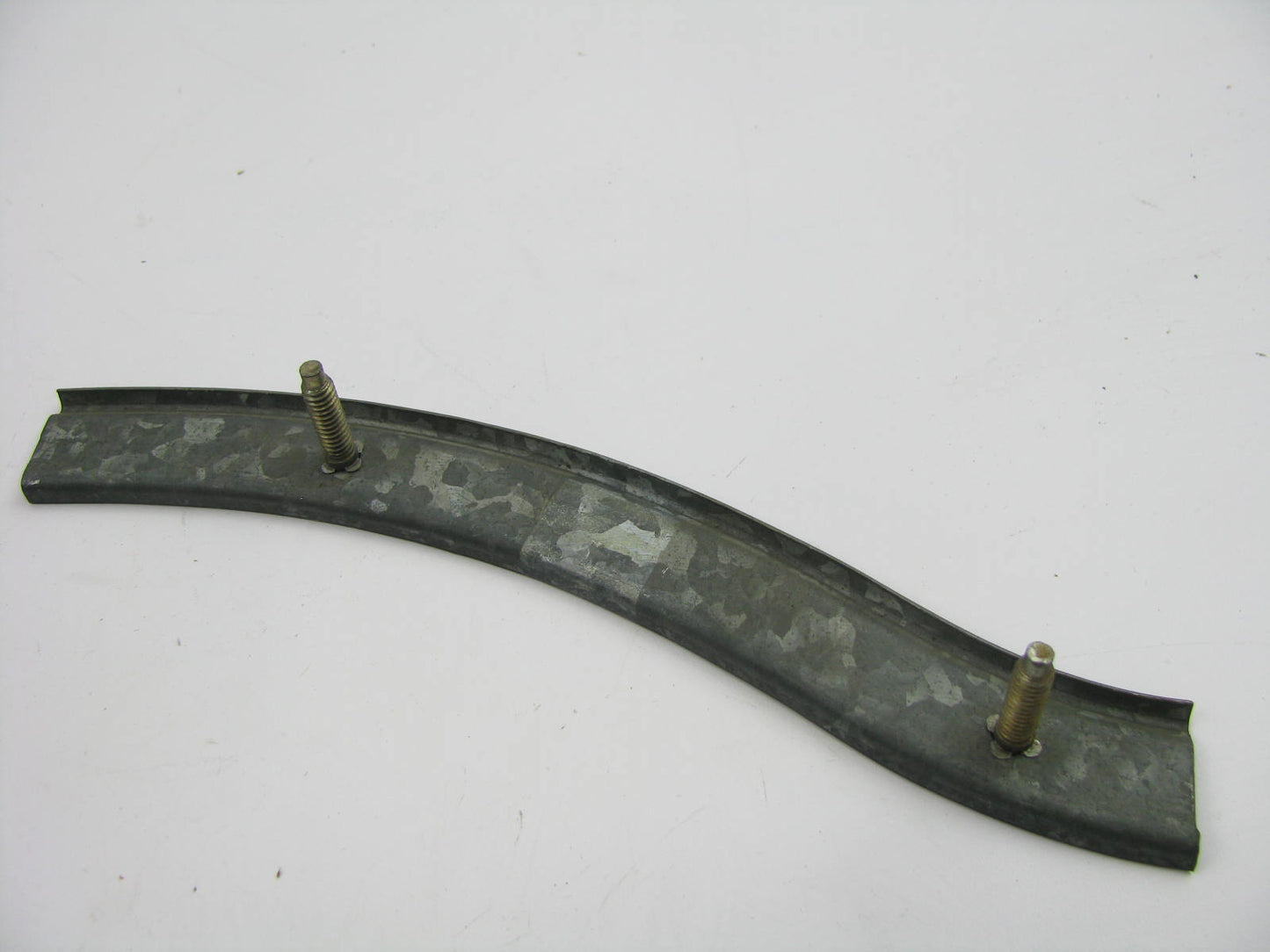 NEW - OEM Ford E0ZZ-8C208-A Radiator Grille Panel Lower RH Corner Reinforcement