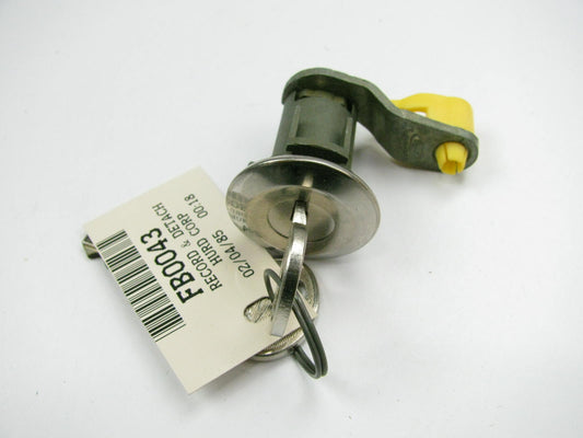 NEW - OEM Ford E1FZ-6121985-A Front Door Lock Cylinder & Key