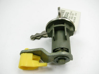 NEW - OEM Ford E1FZ-6121985-A Front Door Lock Cylinder & Key